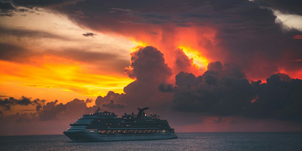 white cruise ship
